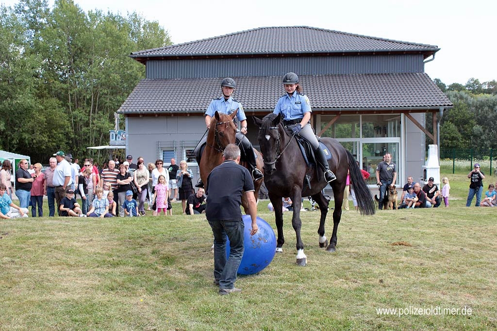 Sommerfest-Polizeioldtimer-Museum_2012 (264).jpg